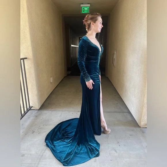 Green/blue tony bowls evening gown